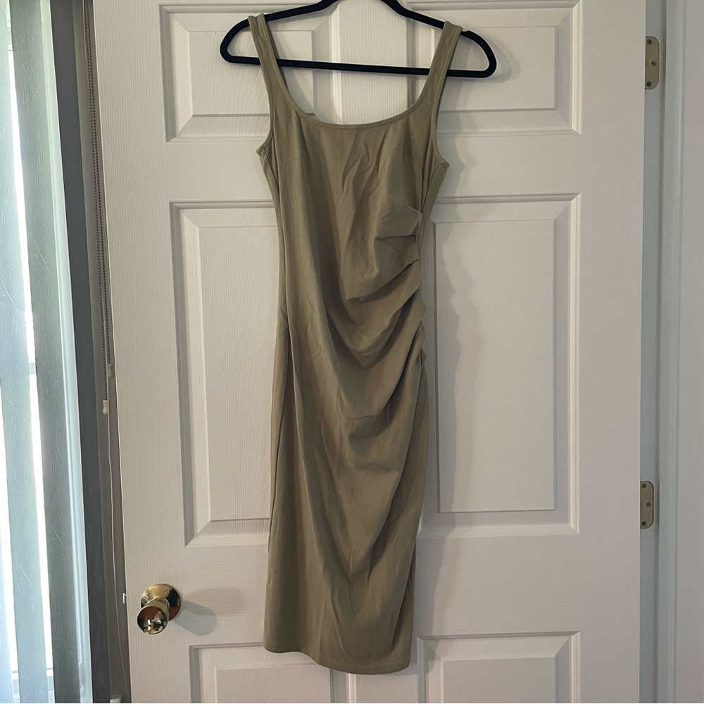 Low Back Bodycon Midi Dress